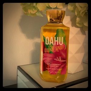 Bath & Body Works Oahu Coconut Sunset Shower Gel